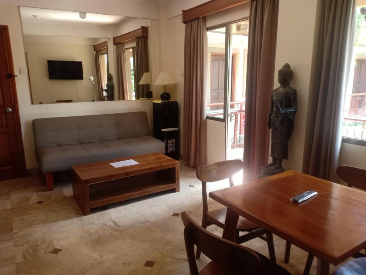 Kun'S Stay Private Apartments Seminyak  Exterior photo